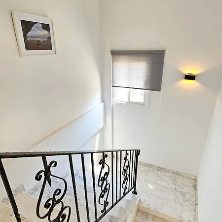 Seaview Sanctuary House