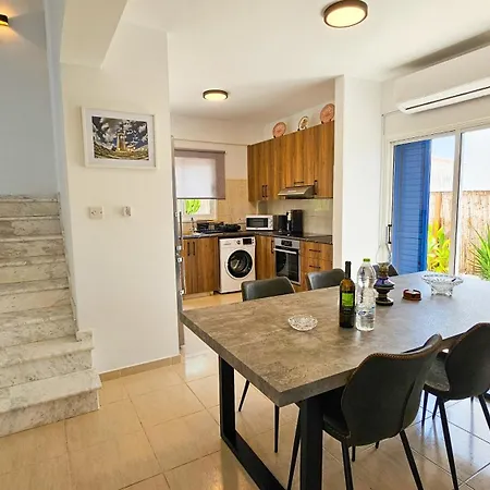 Seaview Sanctuary House * Larnaca