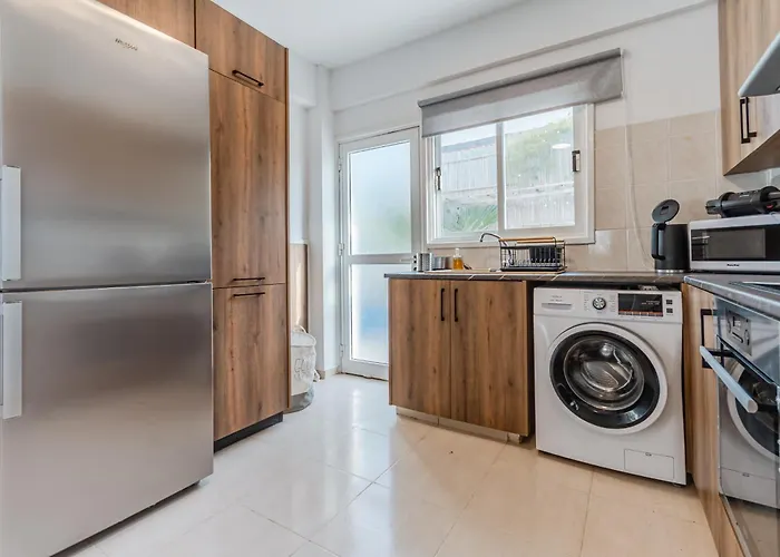 Seaview Sanctuary House ラルナカ