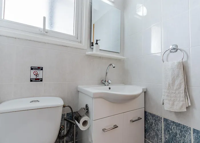 Seaview Sanctuary House